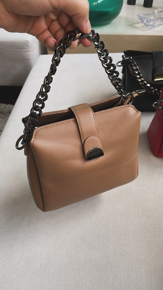 Caramel Chain Shoulder Bag