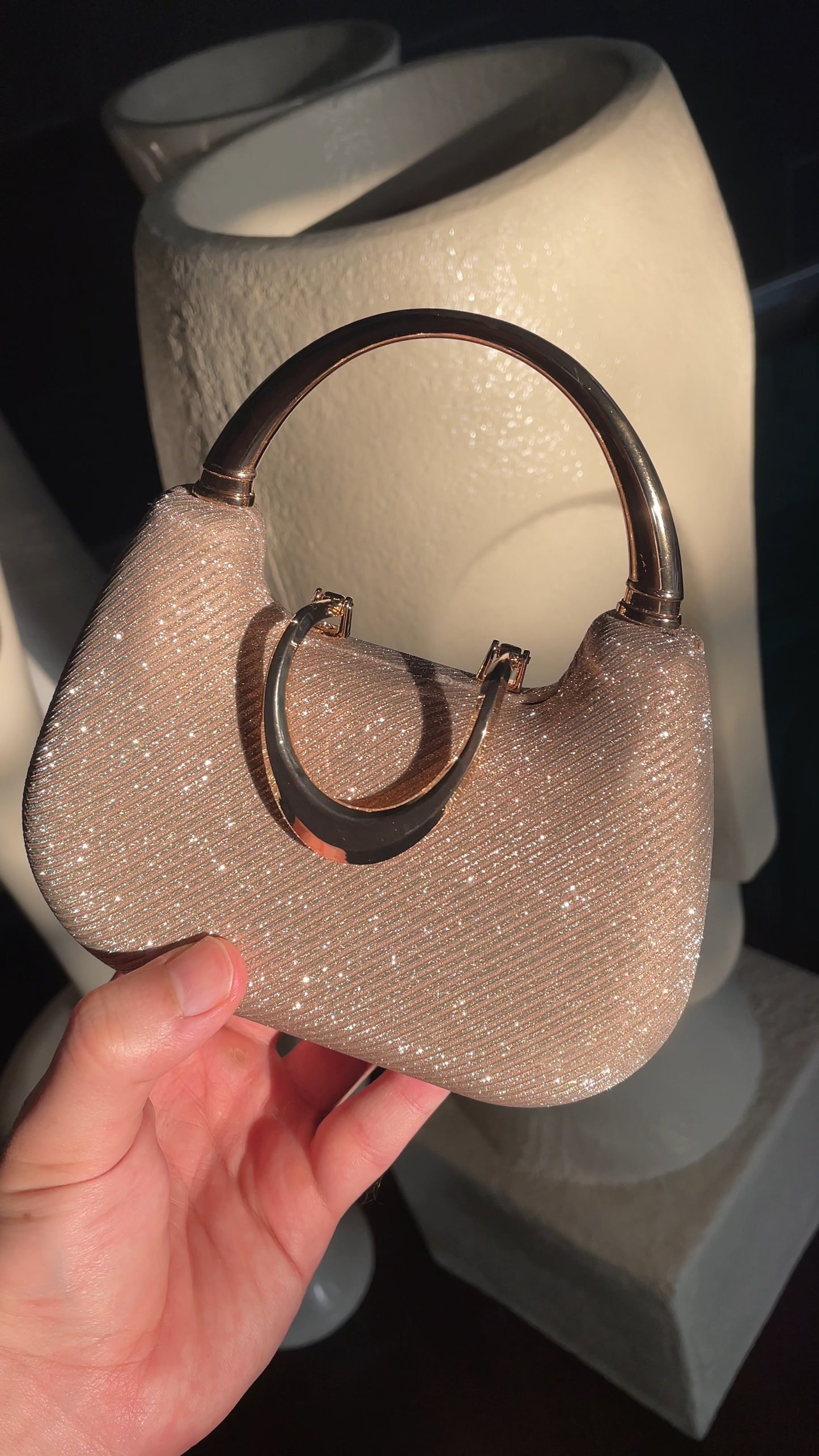 Golden Glow – Luxe Clutch