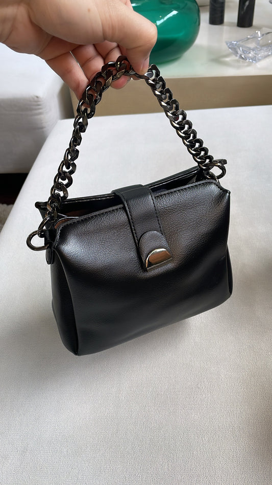 Midnight Chain Shoulder Bag