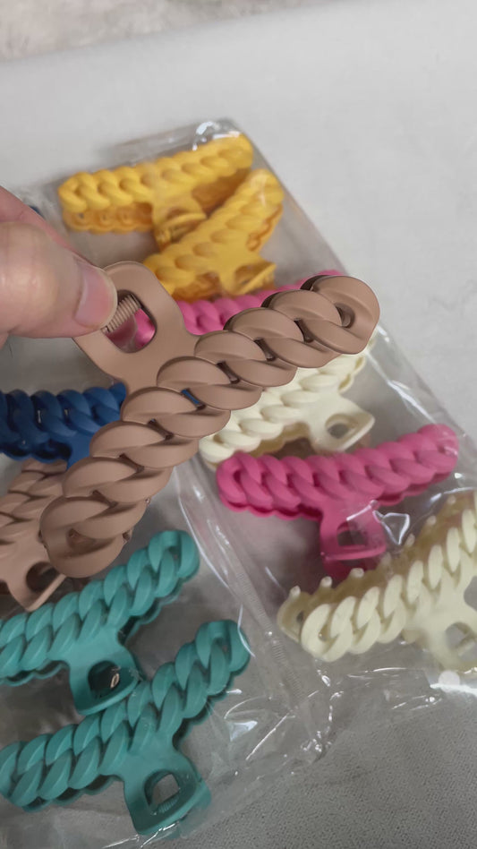 Chain Chic Hair Claw (pack of 4)